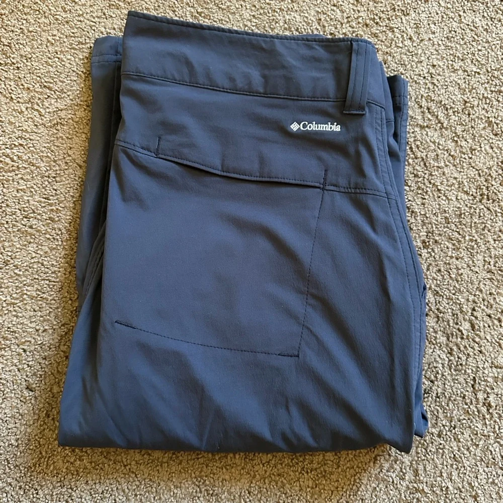 Columbia Charcoal Gray Hiking Pants - Picture 1 of 4